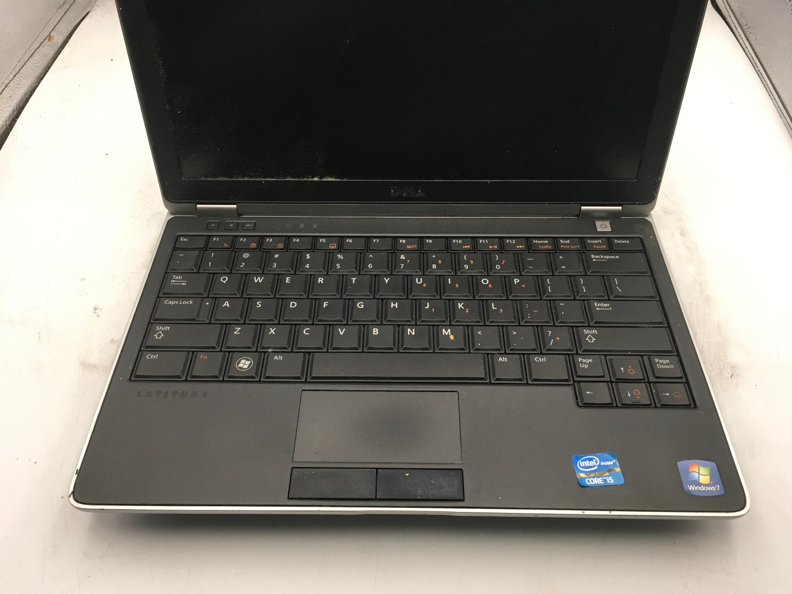 DELL LATITUDE E6220 – FOR PARTS/BROKEN LCD – INTEL I5 2ND GEN – NO RAM -READ- BB