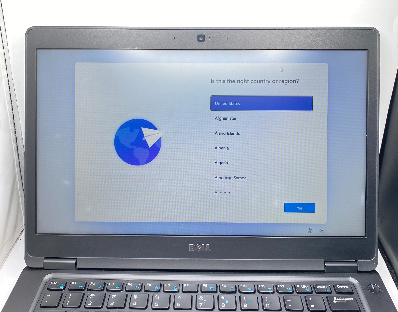 Dell Latitude 5480 14″ Laptop Intel Core i5-6300U 2.40GHz 8GB RAM 256GB SSD