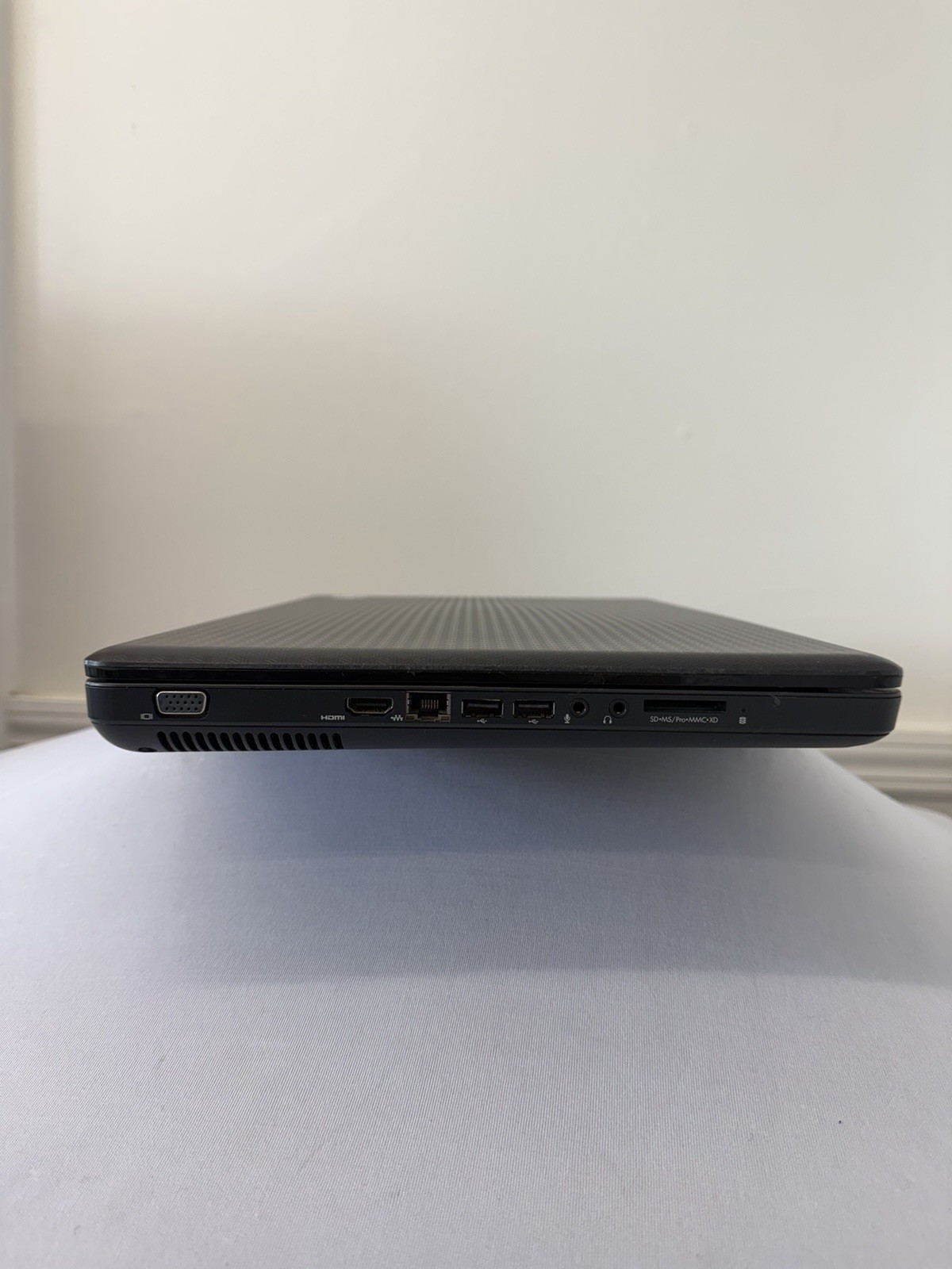 HP G72-B63NR Laptop – Good Screen – Intel Pentium P6100 – Read Des