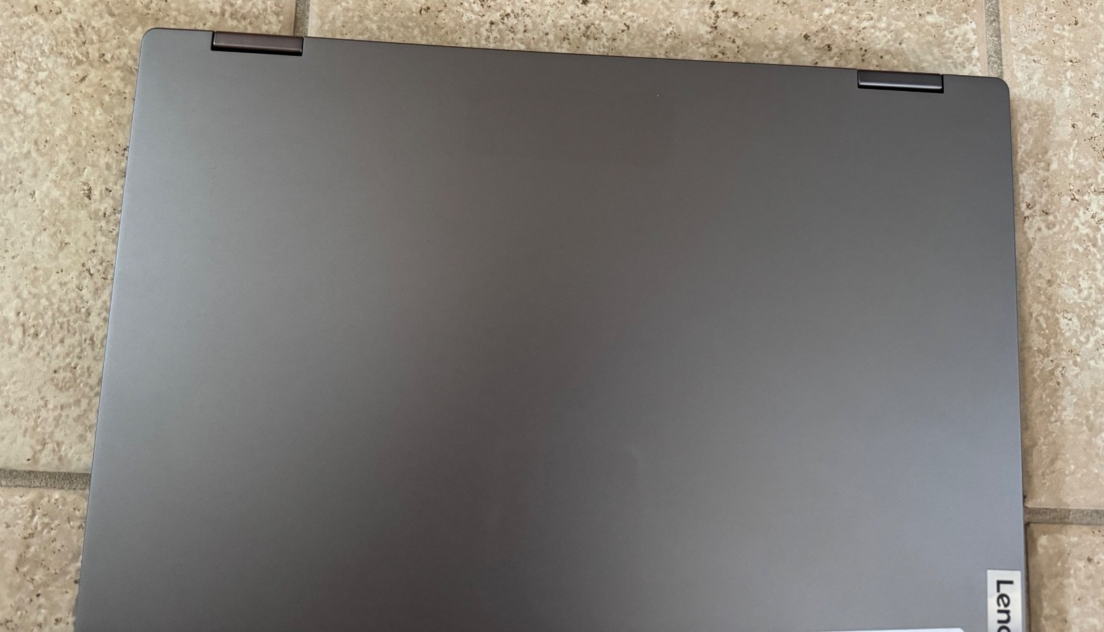 Lenovo IdeaPad 5 16IRU9 16″ 2-in-1 Touch Laptop Intel Core 5-120U AI 16GB 512GB
