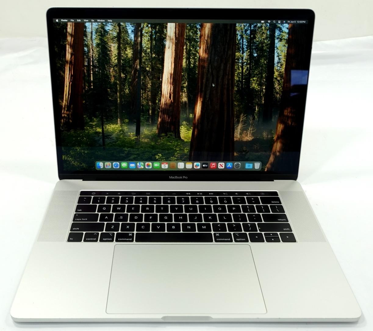 Apple MacBook Pro 2018 A1990 15.4″ Retina i7-8750H 32GB 512GB SSD Laptop