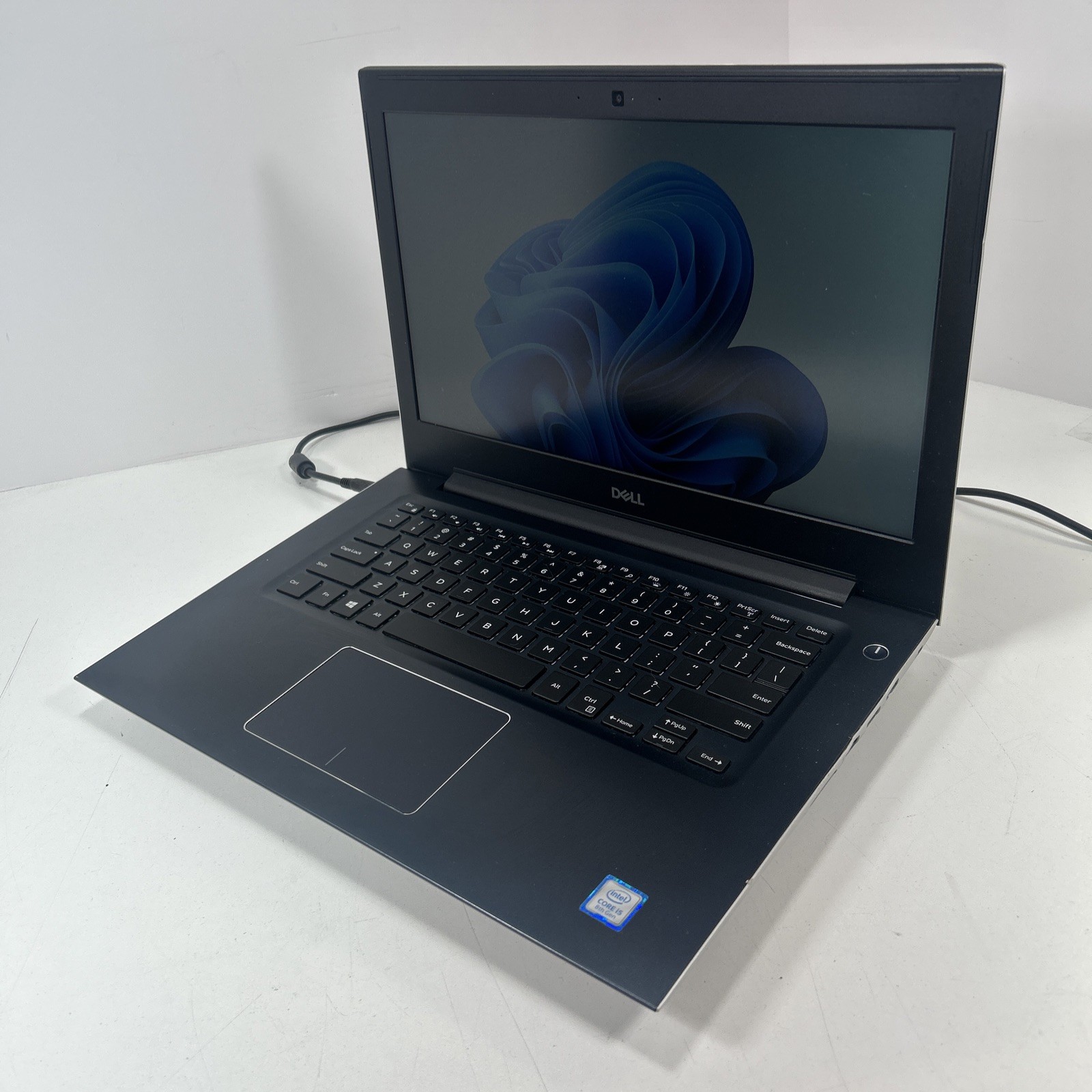 Dell Vostro 5471 i5-8250U 1.60GHz 4GB RAM 256GB SSD Windows 11 Pro 🔋Poor
