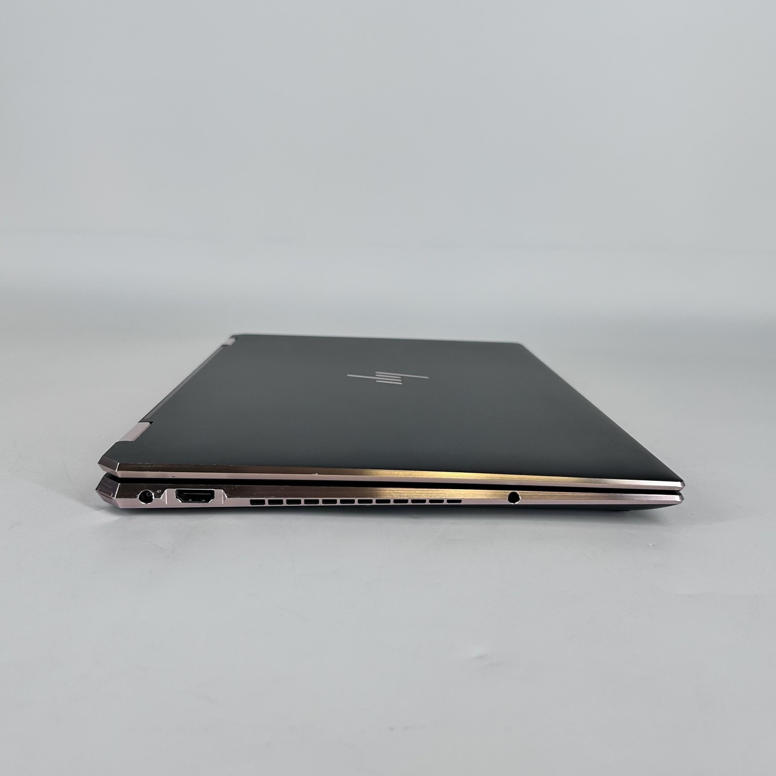HP Spectre 15 x360 4K TOUCH i7-10510U 1.80GHz 16GB 512GB SSD MX330 – FRAME GAP