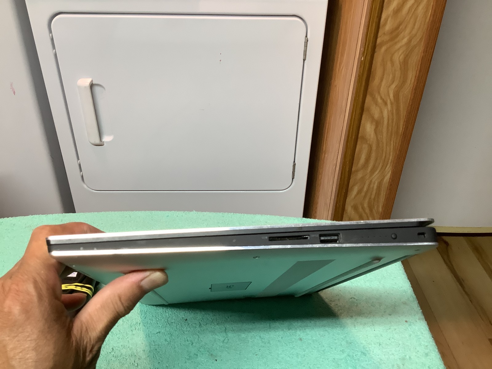 Dell XPS 7590, Gaming GTX 1650, i7-9750H, 16GB-512GB NVMe, Win 11 Pro # 6SQ6YY2