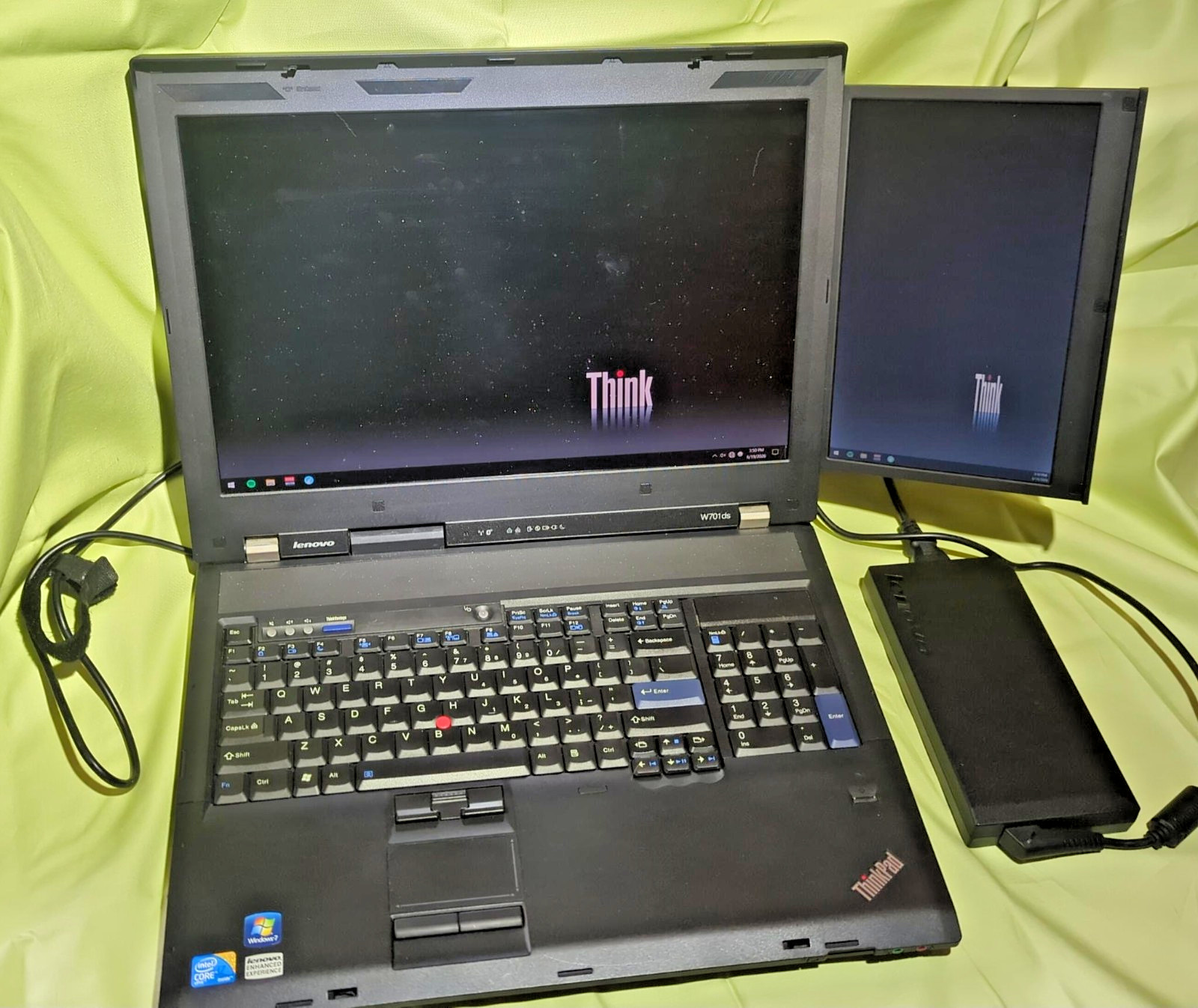 Lenovo ThinkPad W701ds i7-820qm 32GB Ram Quadro 2800M No HDD