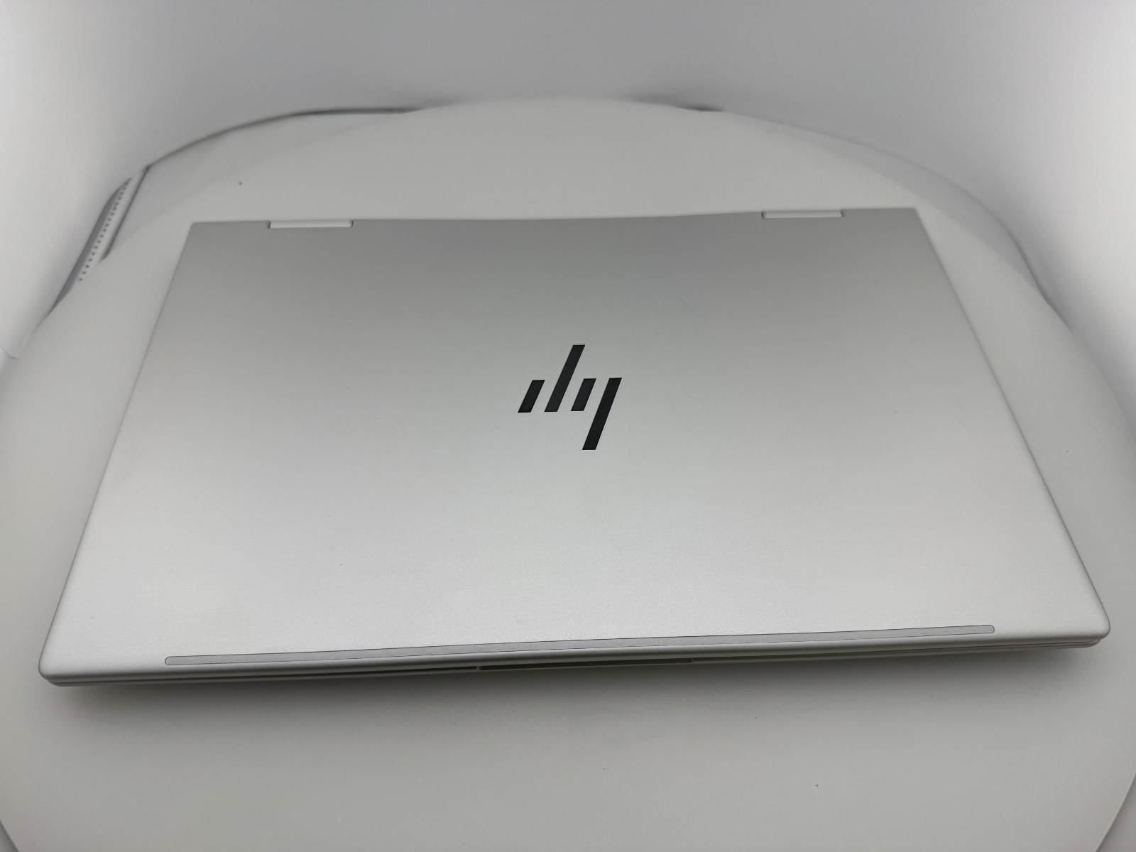 HP Envy x360 2-in-1 Laptop 15-fe0xxx Core i5-1335U 8GB RAM 256GB SSD Win 11 Pro