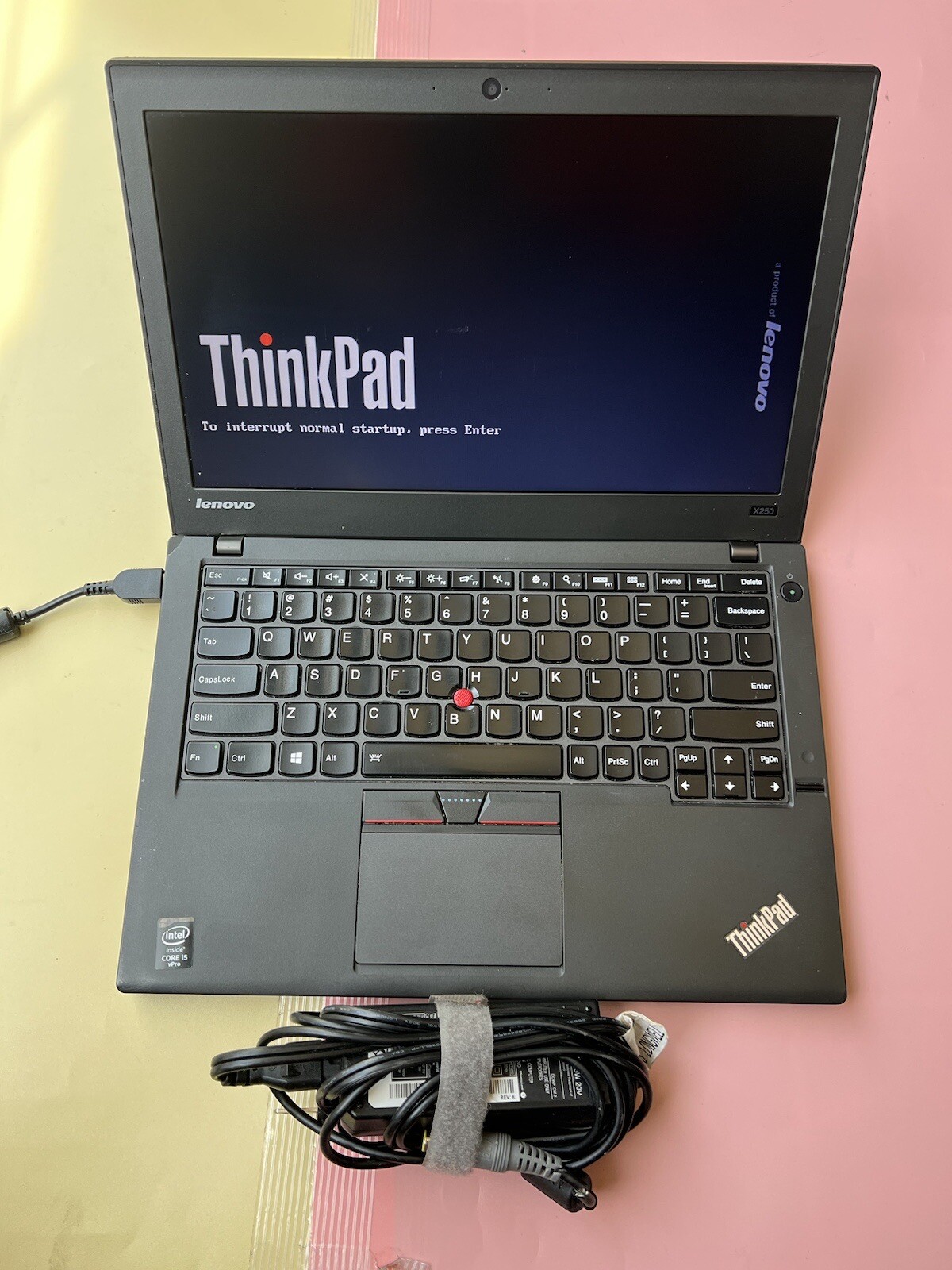 Lenovo Thinkpad X250 Core i5-5300U 8GB 500GB HDD WEBCAM BACKLIT BLUETOOTH
