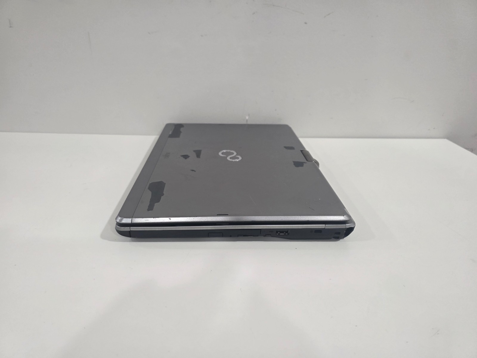 FUJITSU LIFEBOOK T902 Intel i5-3340M 8GB Touch Webcam Bluetooth