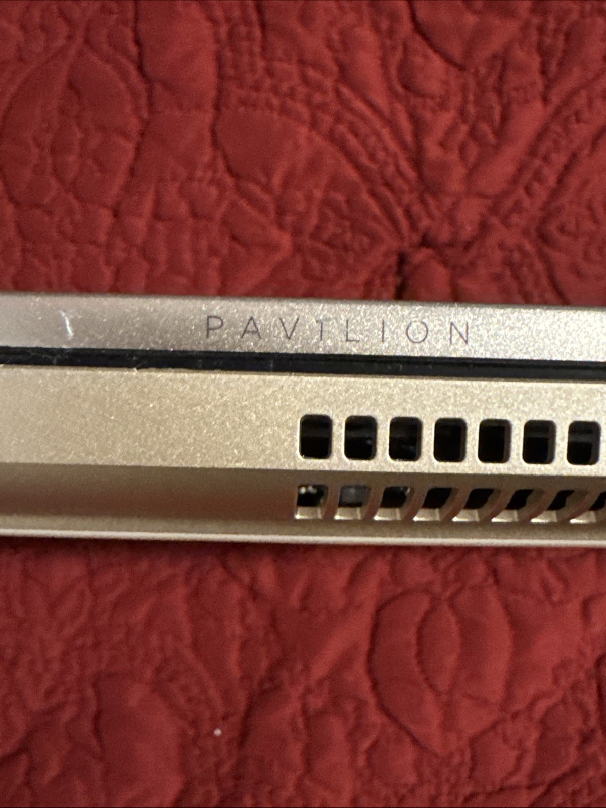 HP Pavilion 14-al061nr 14″ Laptop/Intel i3-6100U For Parts As Is