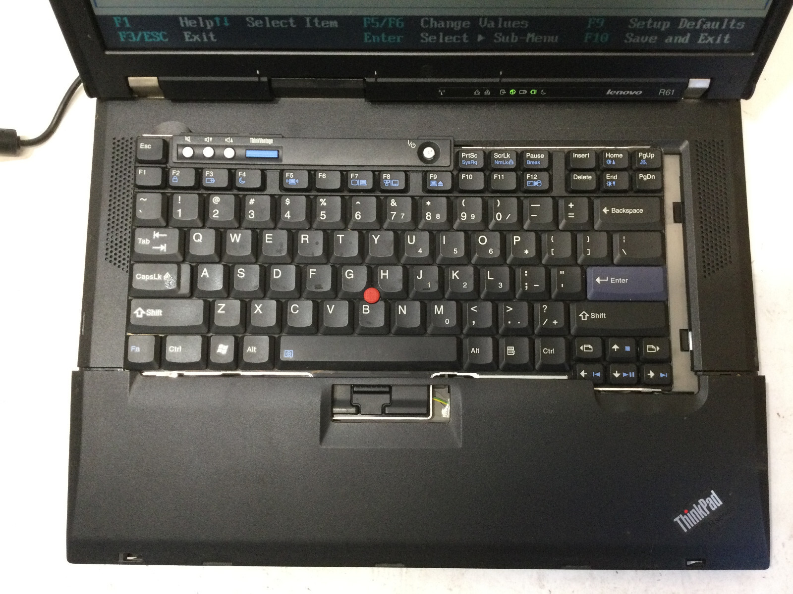 LENOVO THINKPAD R61 – BOOTS TO BIOS – INTEL CELERON – NO RAM – READ DESCRIP – BB
