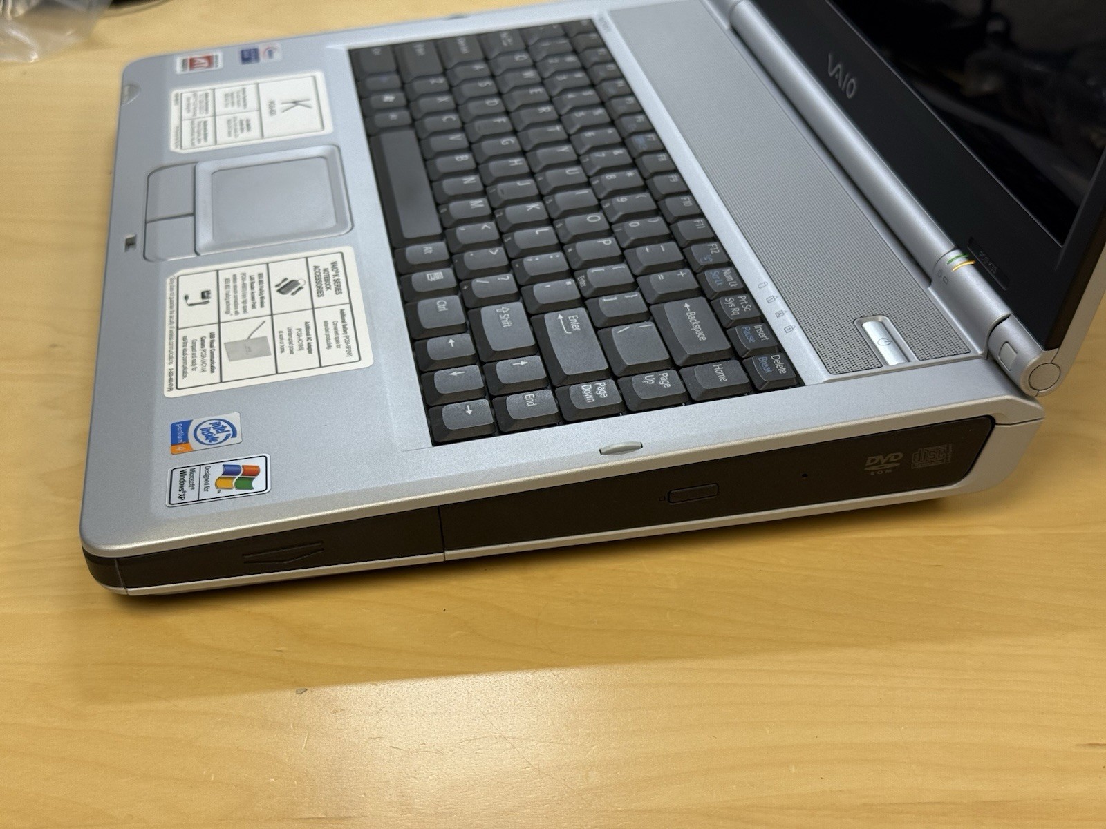Sony Vaio Notebook Laptop PCG-9S1L PCG-K33 Boots To Bios *No HDD* Read