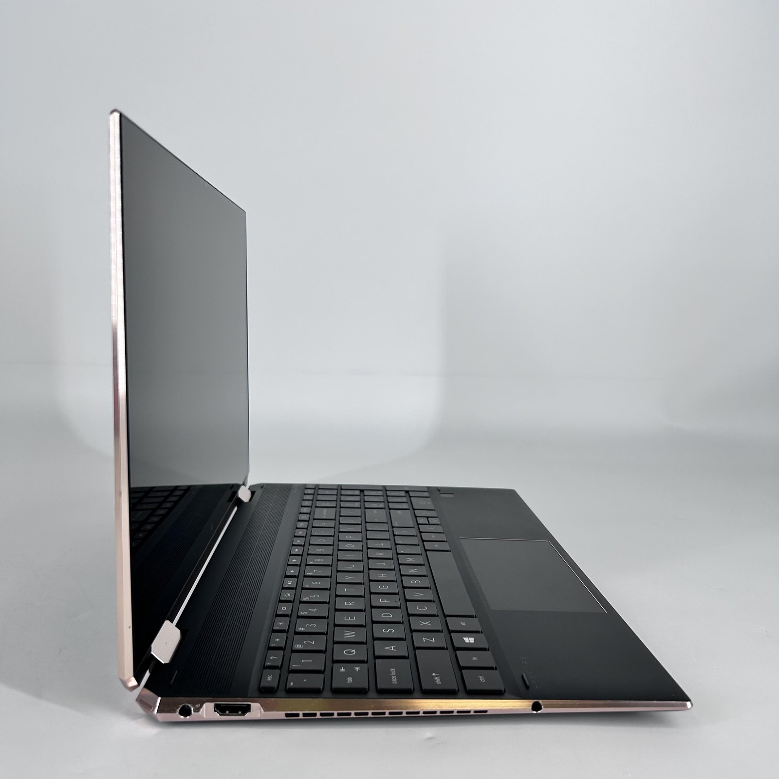 HP Spectre 15 x360 4K TOUCH i7-10510U 1.80GHz 16GB 512GB SSD MX330 – FRAME GAP