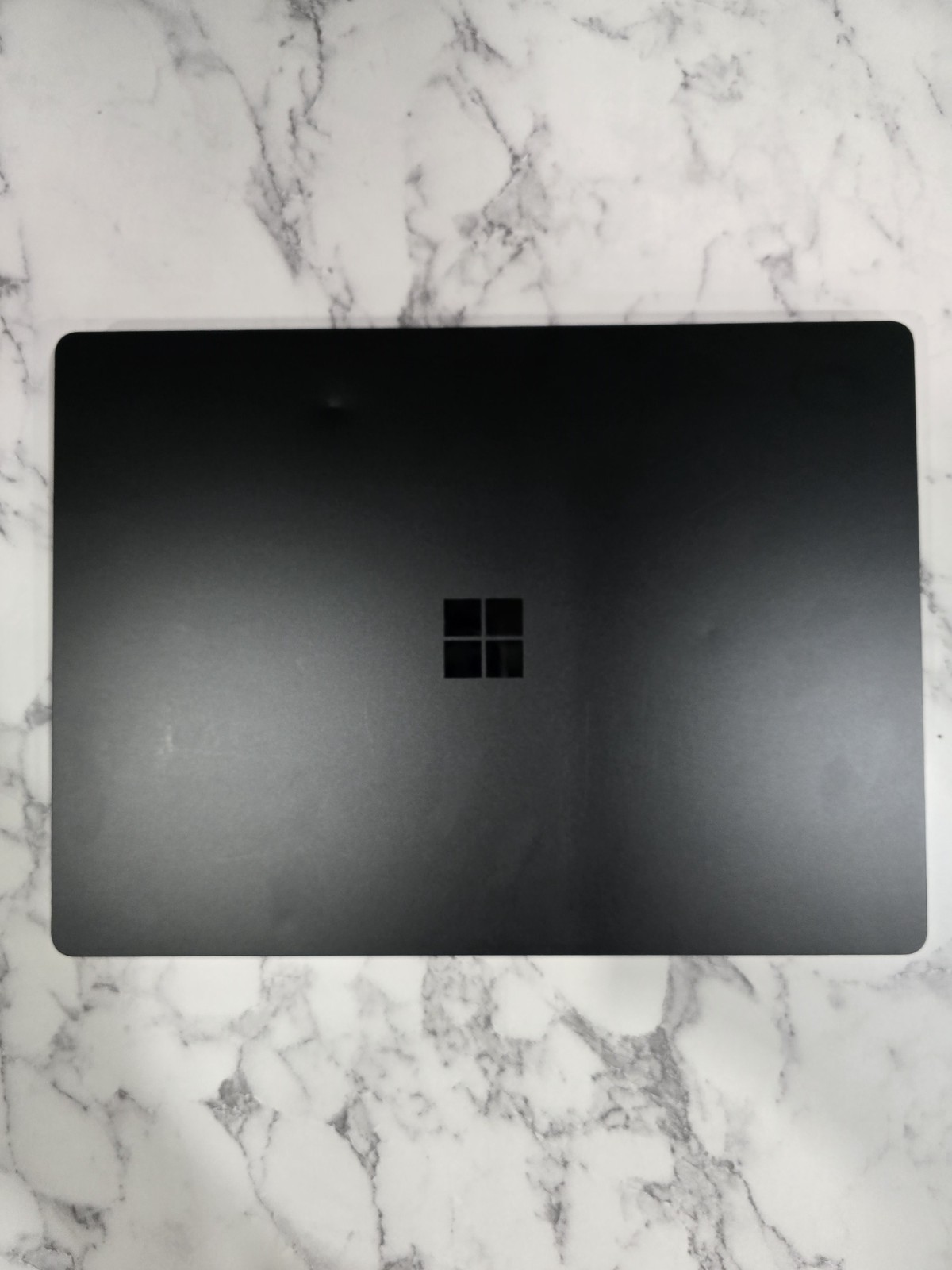 Microsoft Surface Laptop 3 13.5″ i5-1035G7 8GB RAM 256GB SSD Win10