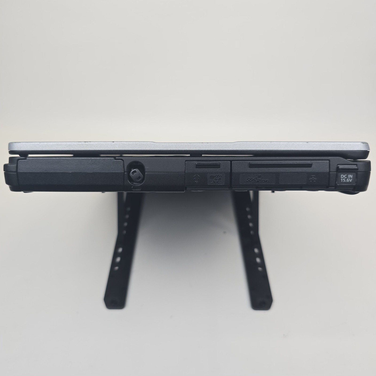 Panasonic Toughbook FZ-55 MK2 FHD Touch I7-1185G7 16GB 512 NO OS/AC