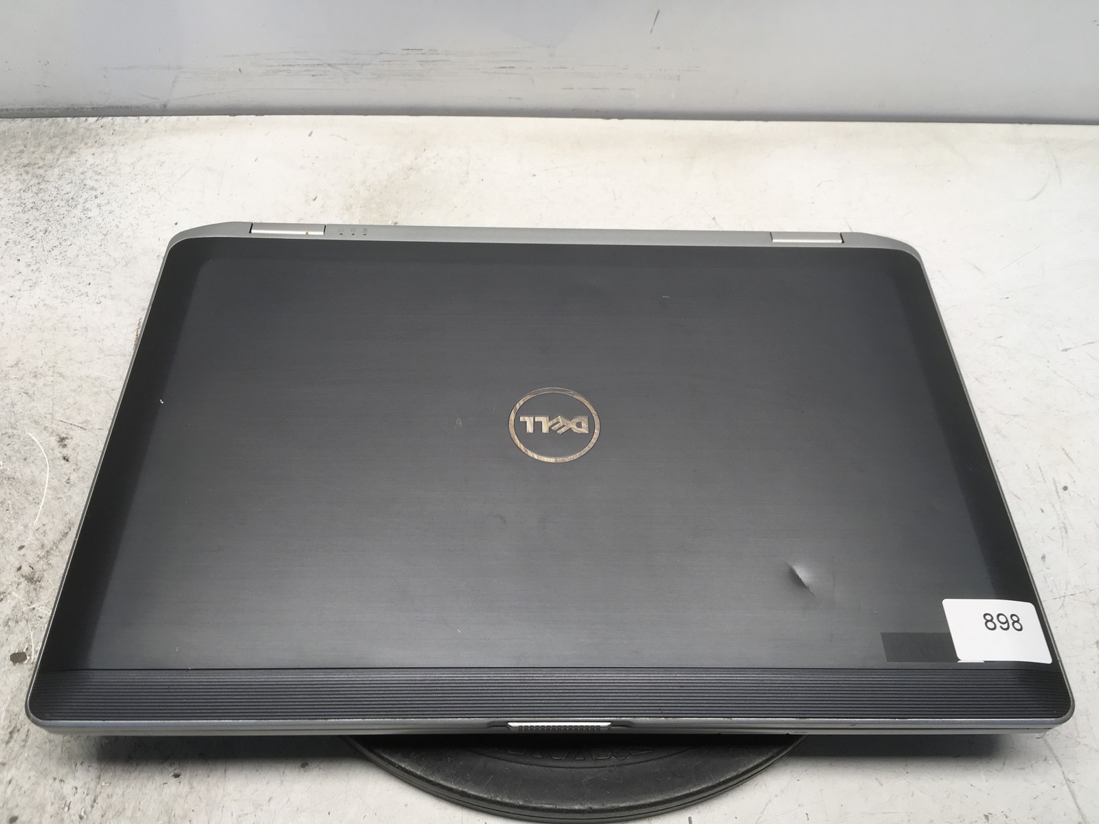 Dell Latitude E6530 Intel i5-3210M 2.5GHz 8 GB NO HDD No Batt