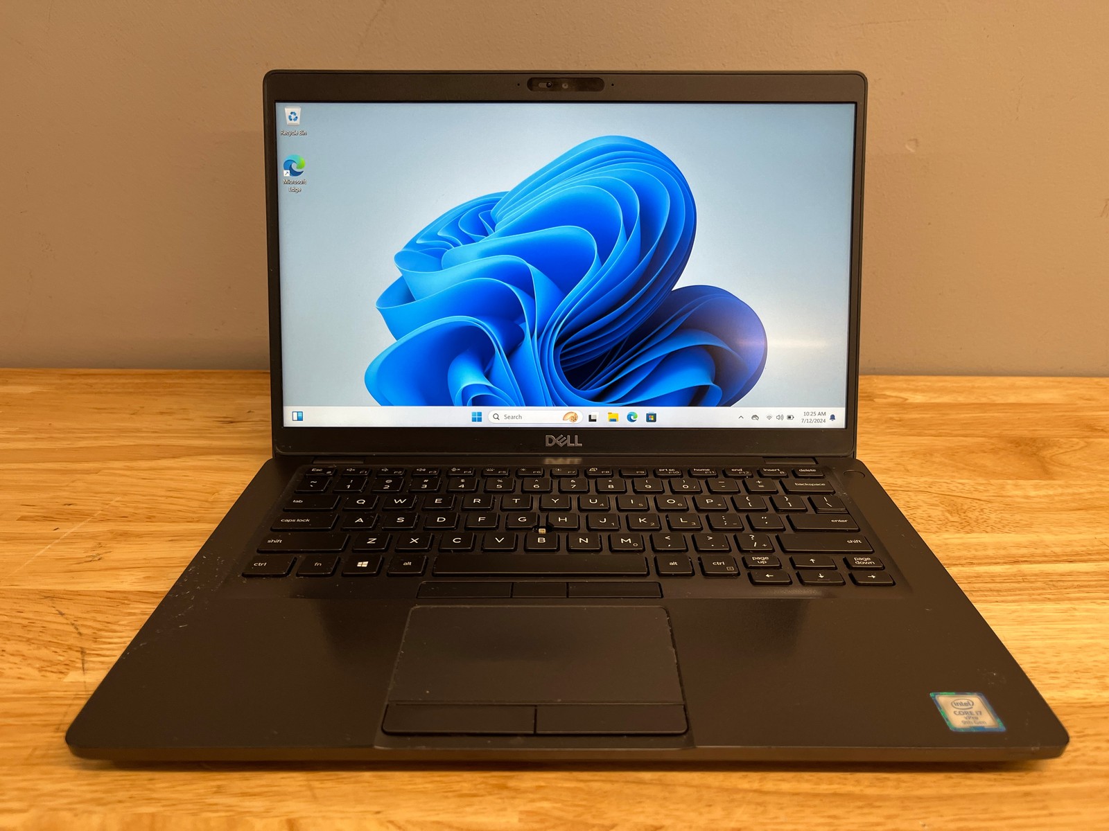 Dell Latitude 5401 14″ Laptop Intel Core i7, 256GB SSD, 16GB RAM, W11