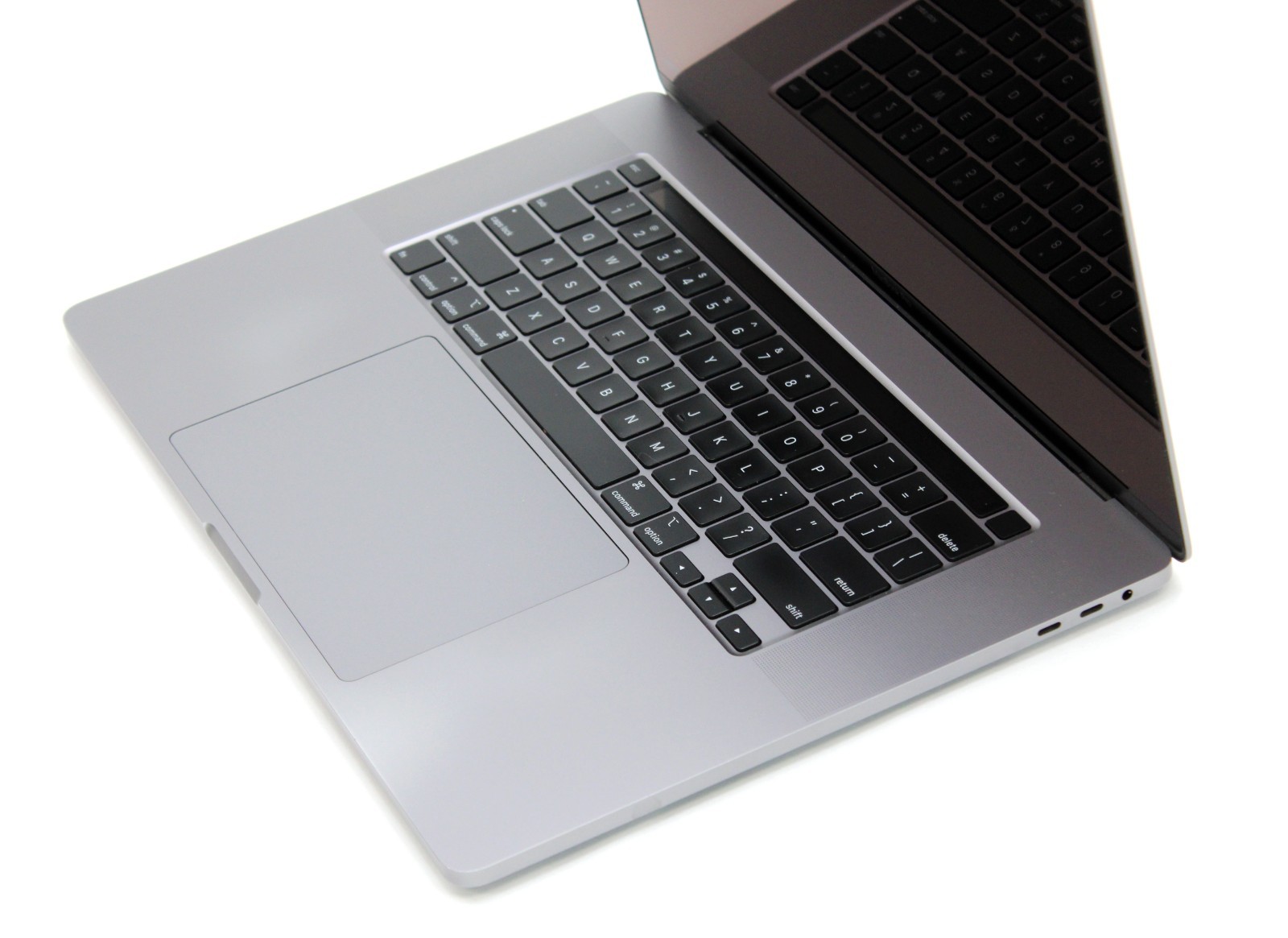 Apple MacBook Pro A2141 (2019) 16″ Core i9-9880H 2.3GHz 16GB 1TB Pro 5500M 4GB