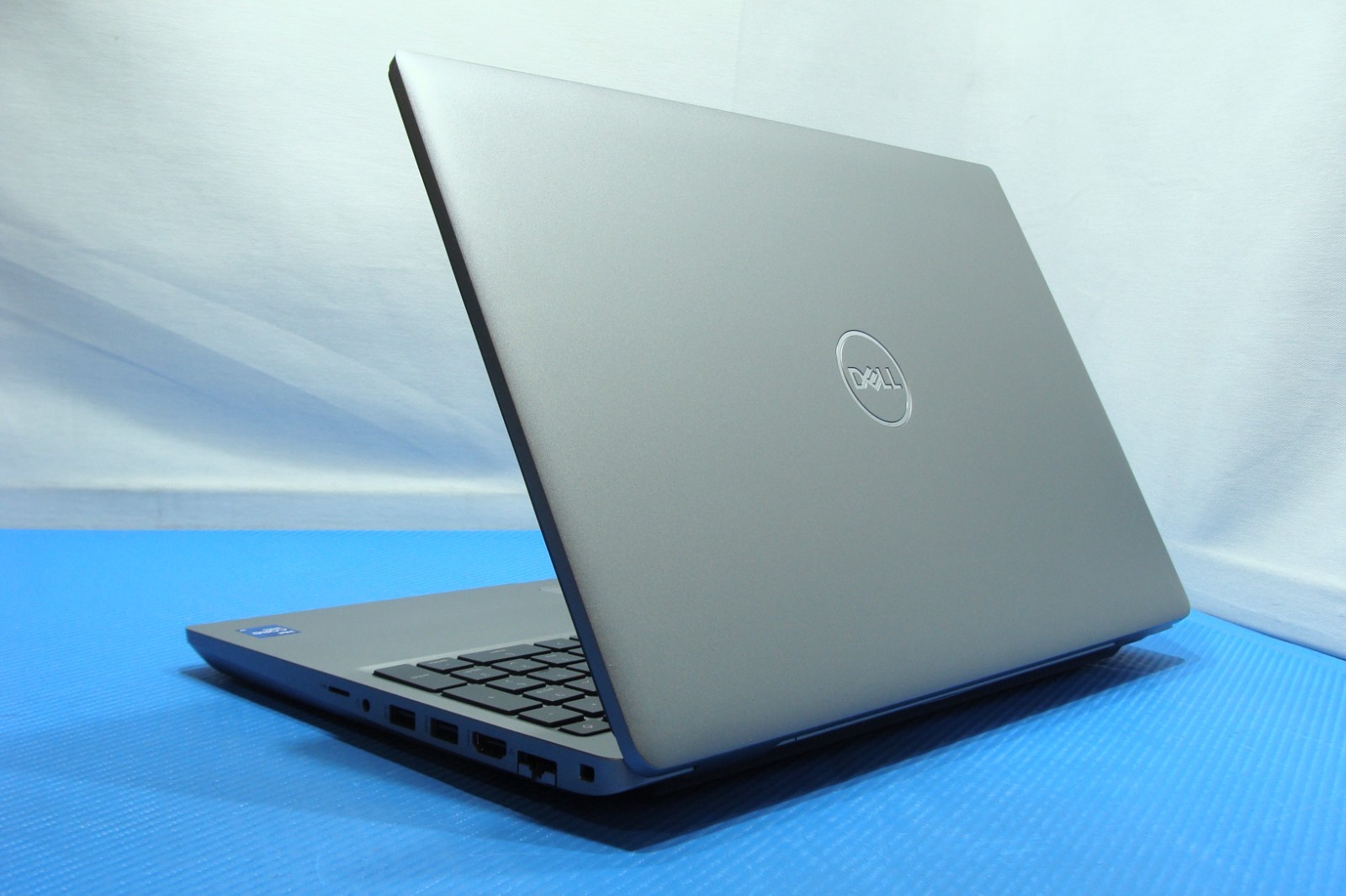 Dell Precision 3561 15.6″FHD vPro i7-11850H 2.5GHz 16GB RAM 512GB SSD NvidiaT600