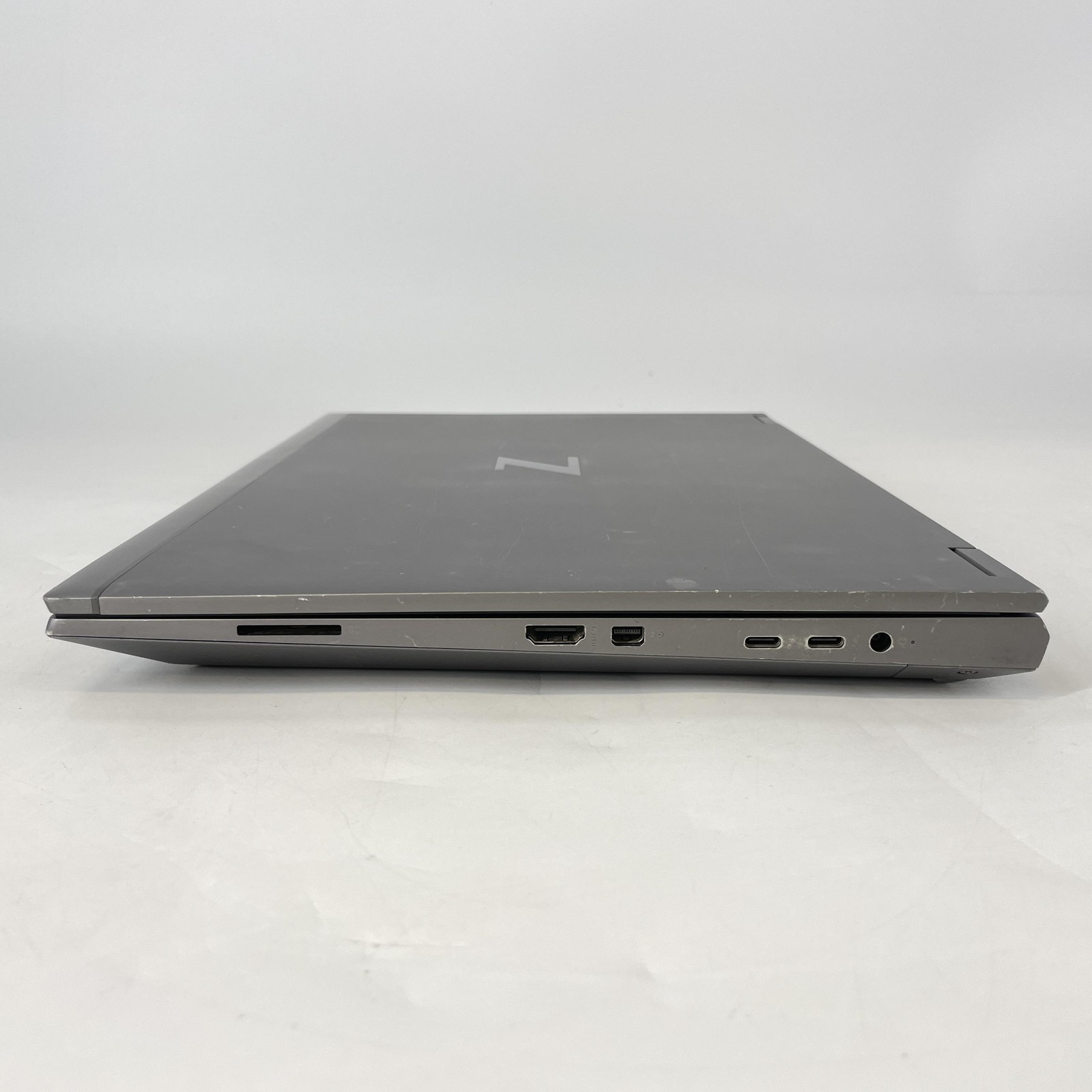 HP ZBook Fury 15 G7 FHD i7-10750H 16GB 512GB SSD Quadro T1000 Max-Q white spots