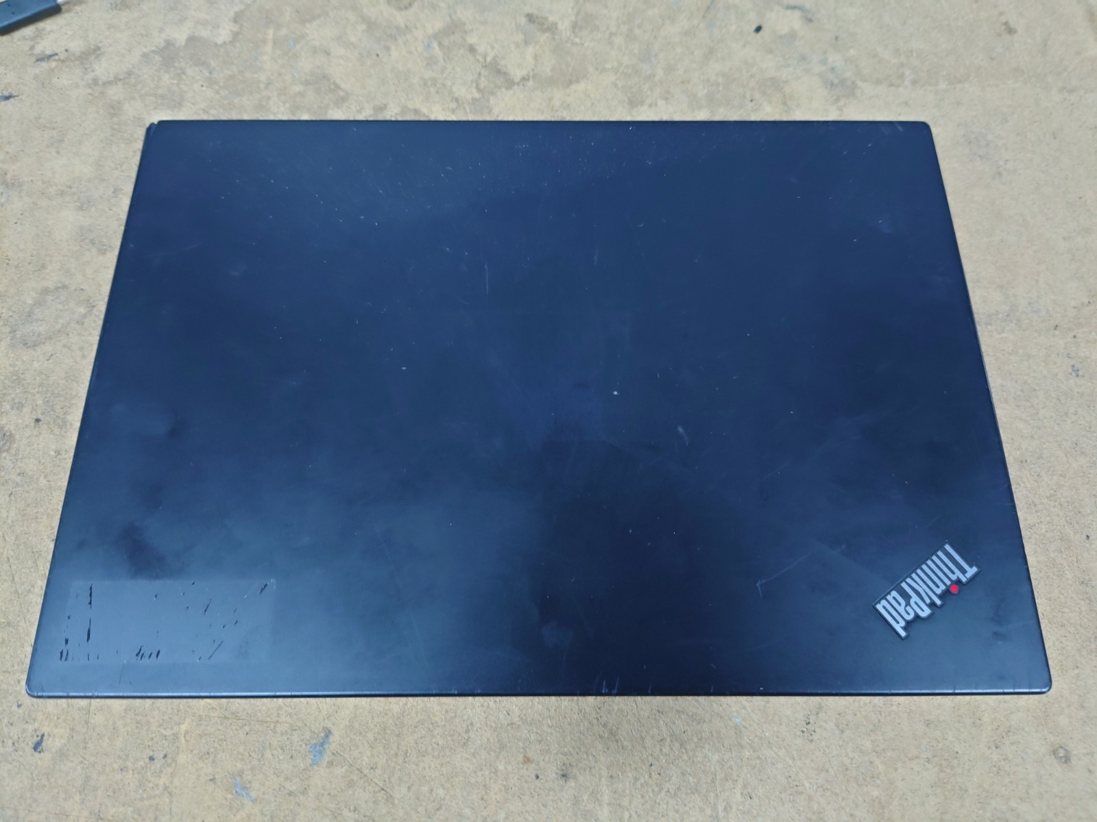 Lenovo ThinkPad X390 13.3″ FHD i5-8265U 8GB RAM 256GB SSD No OS
