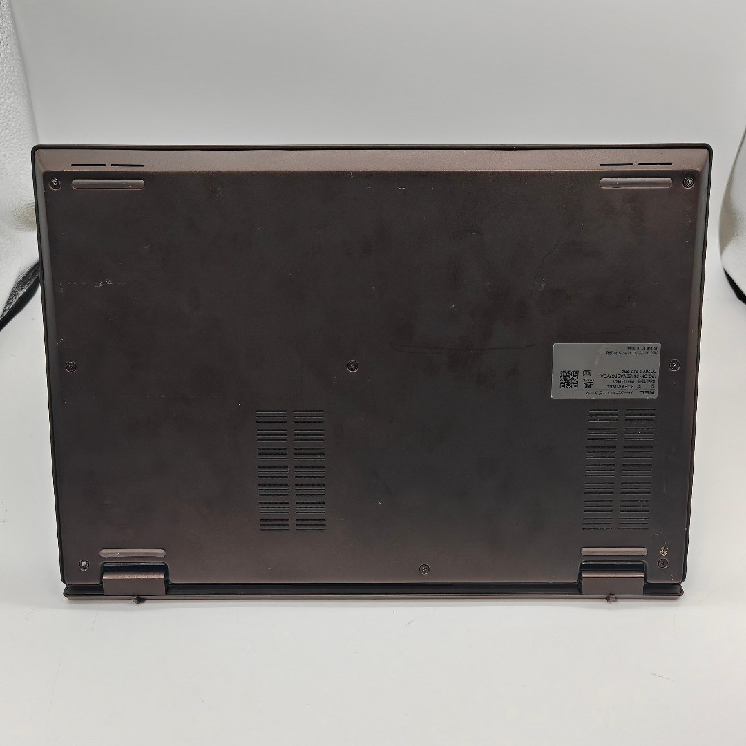 NEC LAVIE Pro Mobile PM750NAA 40th Anniversary PC-8001 Core i7 8GB 512GB Laptop