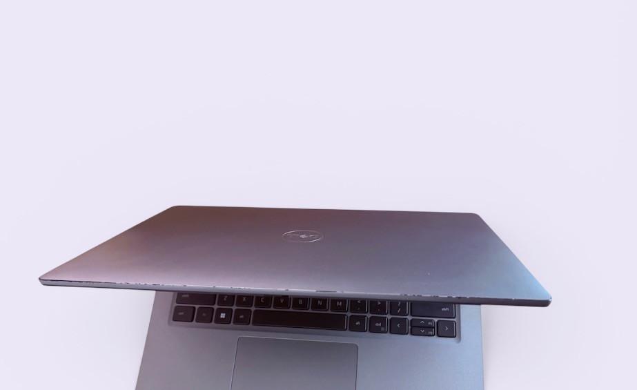 Dell Latitude 5430 14″ Intel Core i5-1245U 4.4GHz – 32GB – 512GB SSD Win 11 Pro