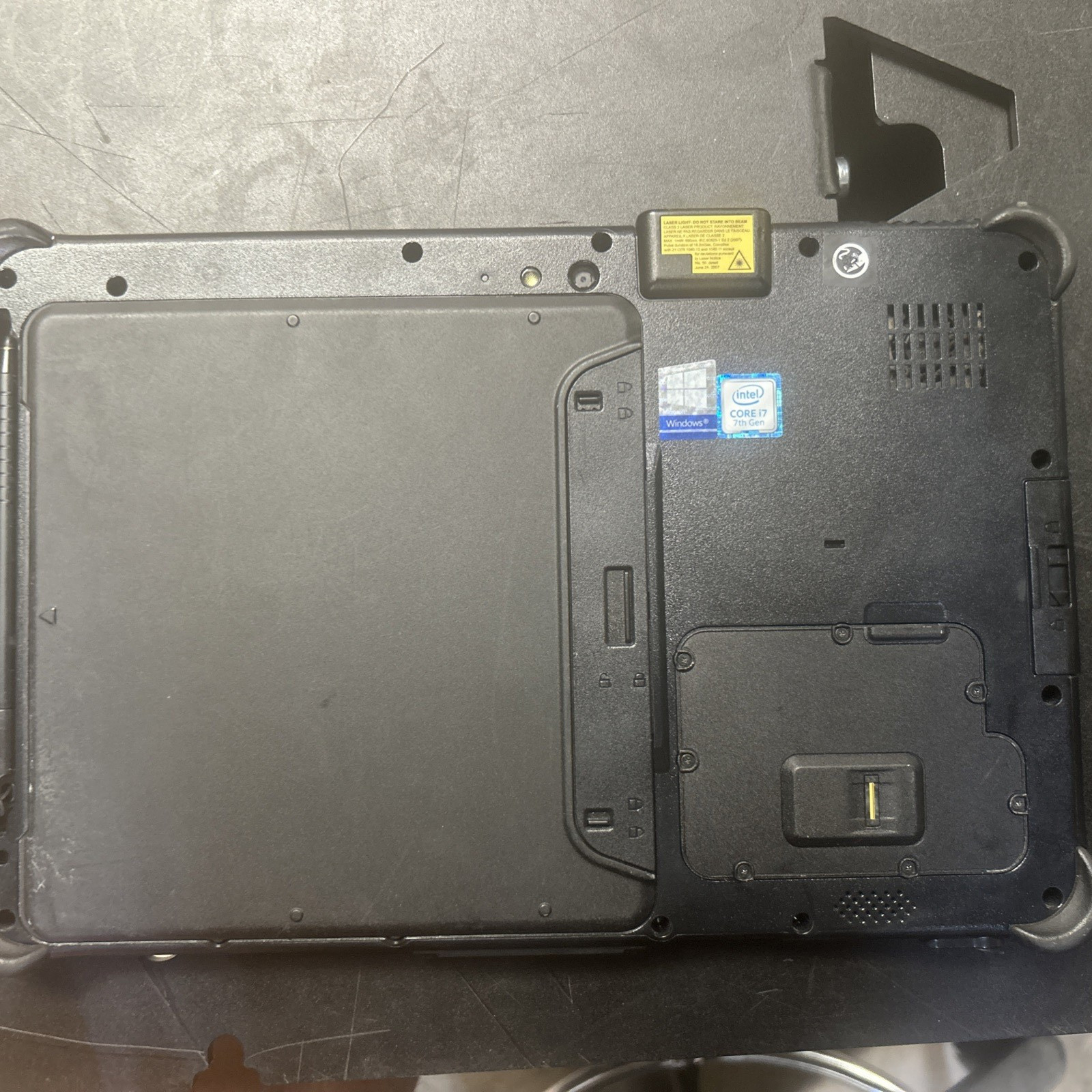 GETAC F110 G4 Rugged Tablet -i7-7500U – 16GB RAM *NO HD* *NO OS* NO CHARGER