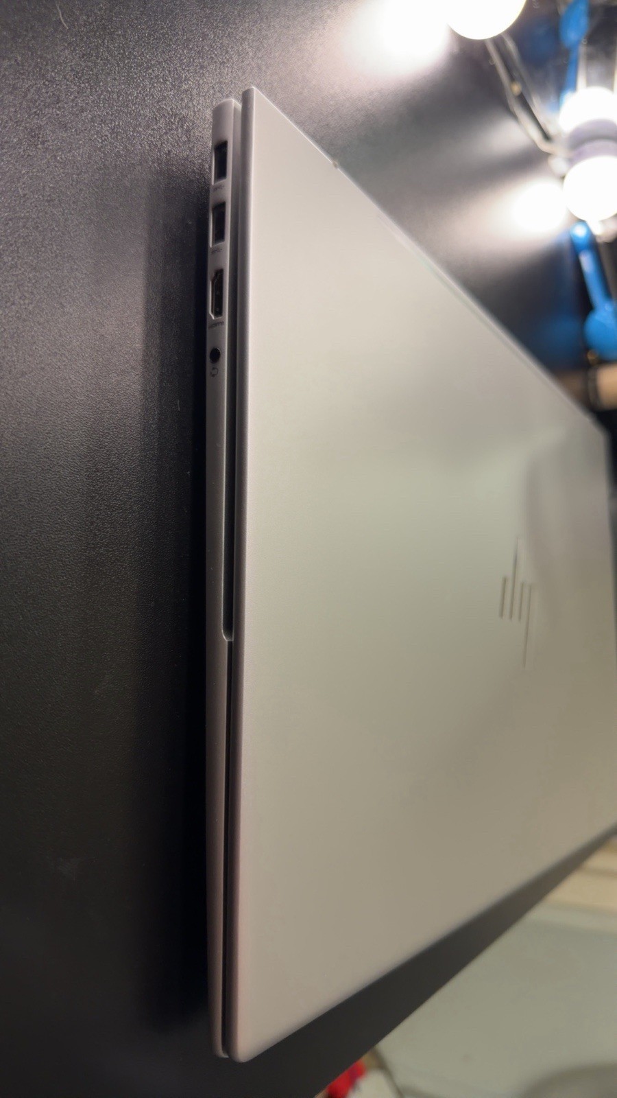 Touch screen HP Envy 12th gen intel i7 iRISXe graphics 17.3” 12GB RAM