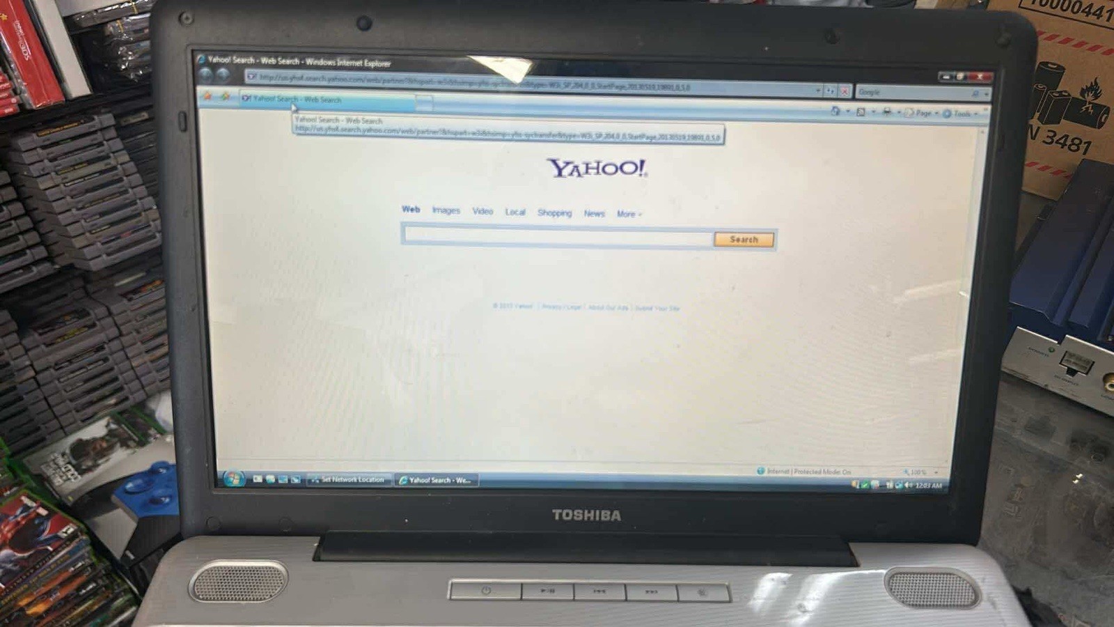 Toshiba Satellite L505D-S5992 15.6 In Windows 7 Laptop With Radeon Graphics