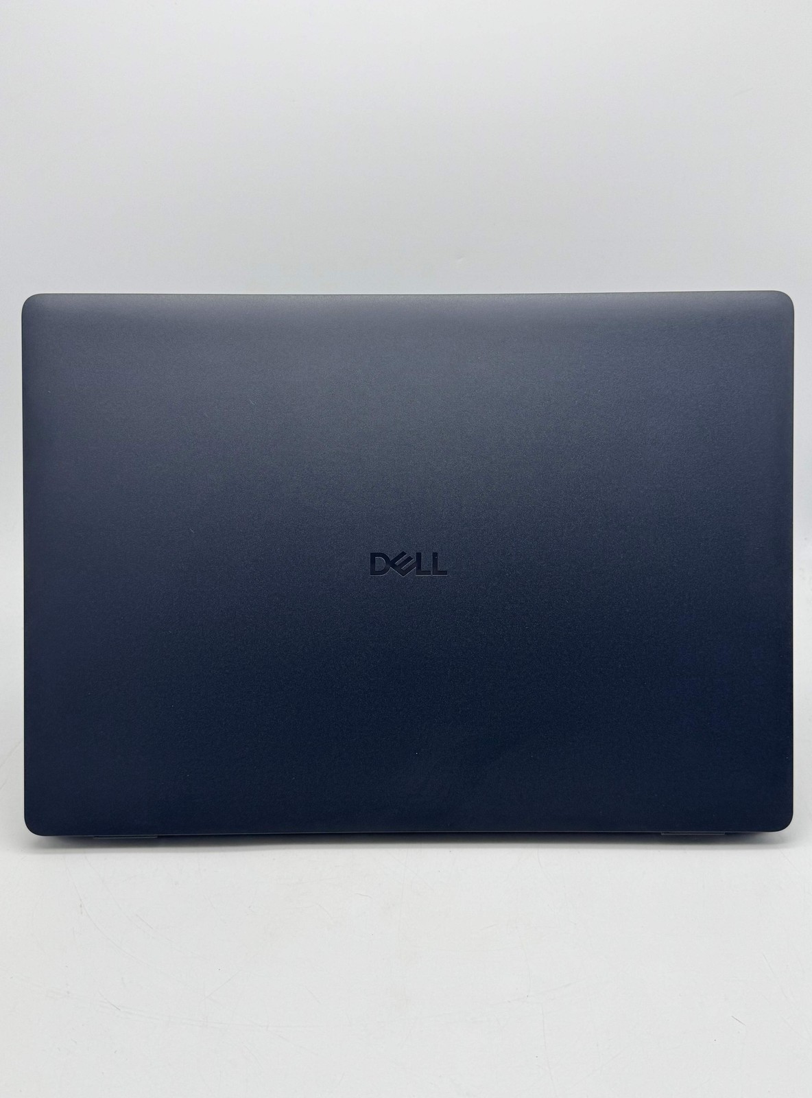 Dell Pro 16 PC16250 16″ Core 3 8GB 256GB SSD Black Used