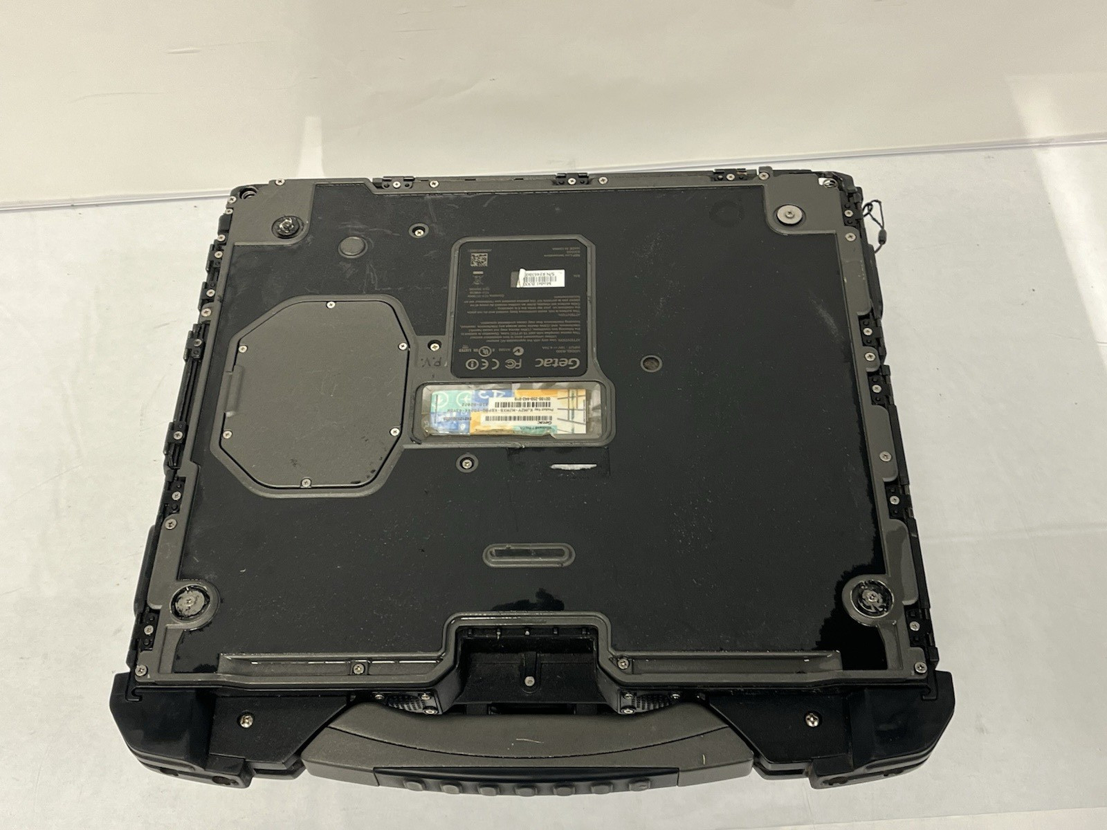 Getac B300 G5 Rugged Touch 13.3″ i5-4300M 2.60GHz 4GB Ram 128GB SSD 14869 Hours