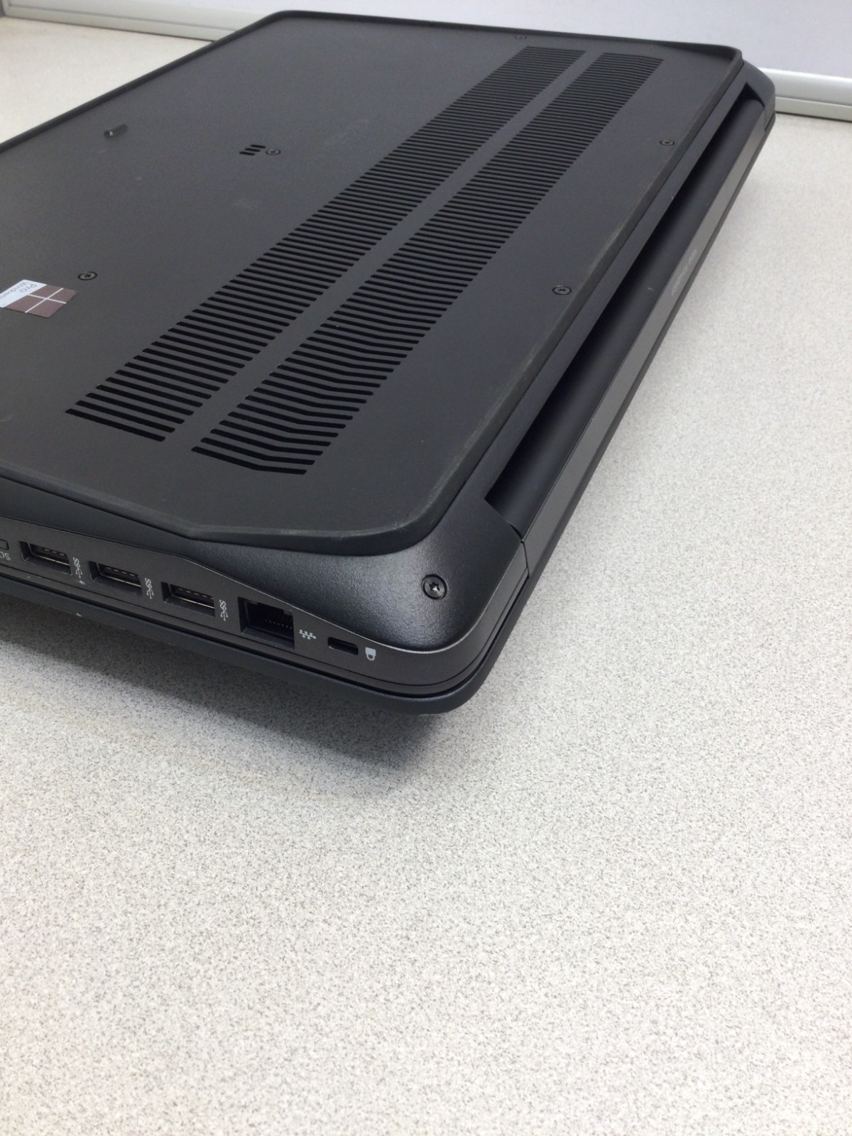 HP ZBook 17 G3 core i7 6th gen 2.60ghz 256GB SSD 8GB RAM 17.4” WIN 11 PRO