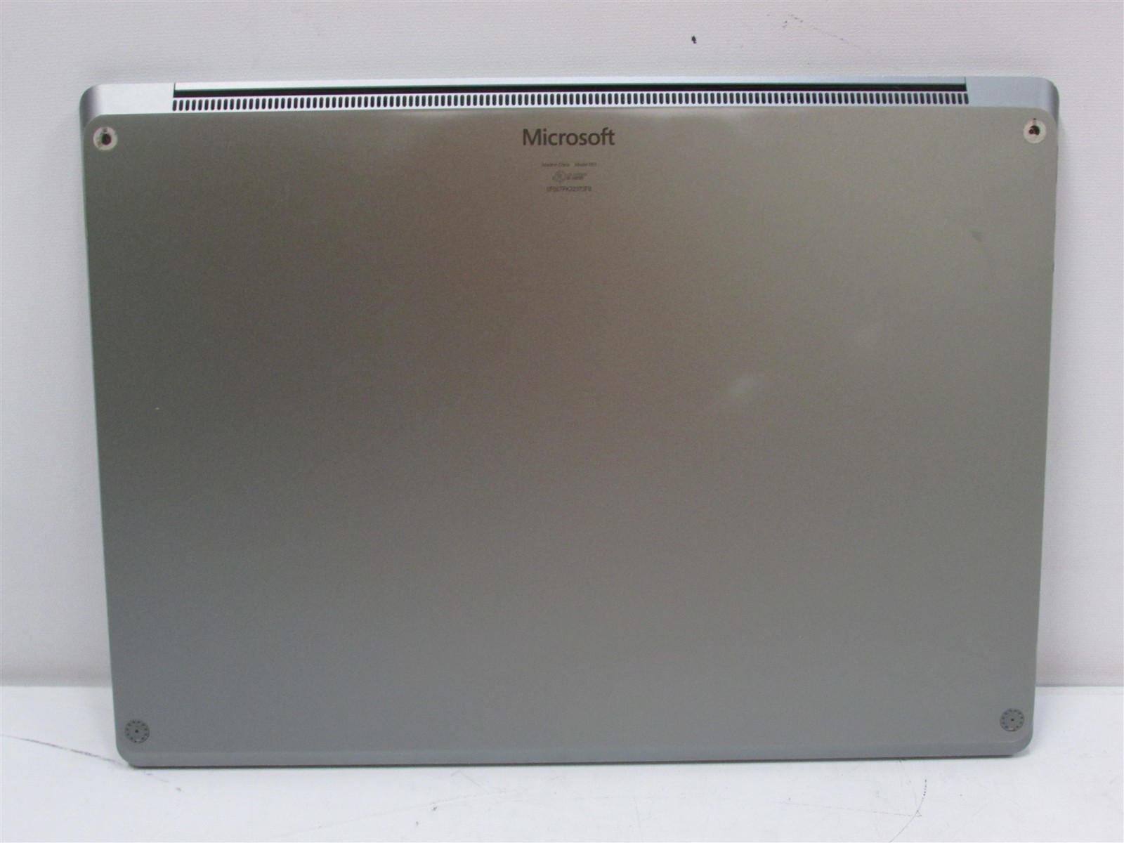 Microsoft Surface Laptop 5 1951 i5-1235U 2.5GHz 8GB RAM 512GB 13.5″ Win 10 Home