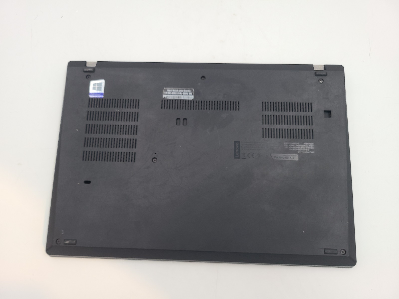 Lenovo ThinkPad T490 i7-8565U 1.80GHz 16GB Ram 256GB SSD Win 11 Pro