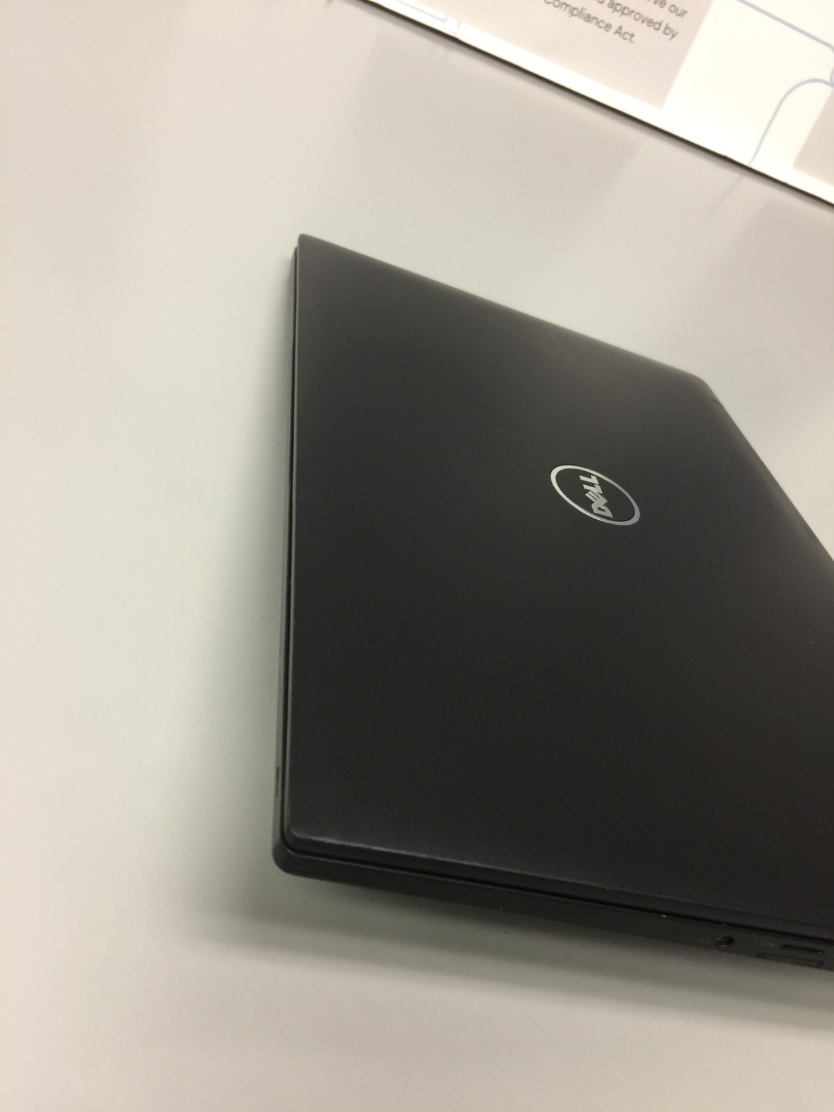Dell Latitude 7480 14″ 128 GB SSD Core i7 6th Gen 2.60 GHz, 12 GB RAM WIN 11 PRO