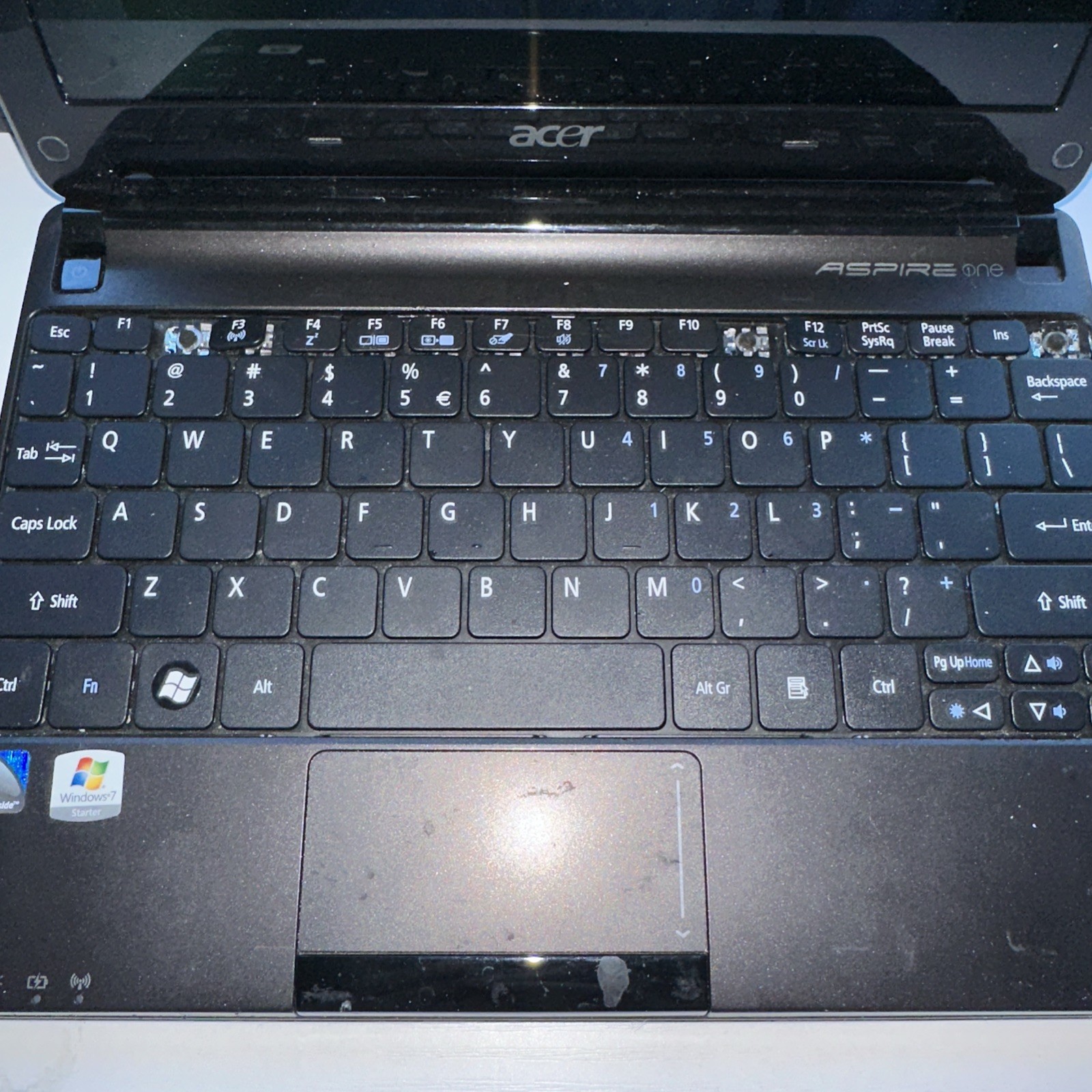 Acer Aspire One D257 10.1” Netbook Intel Atom 1GB RAM Windows 7 Starter