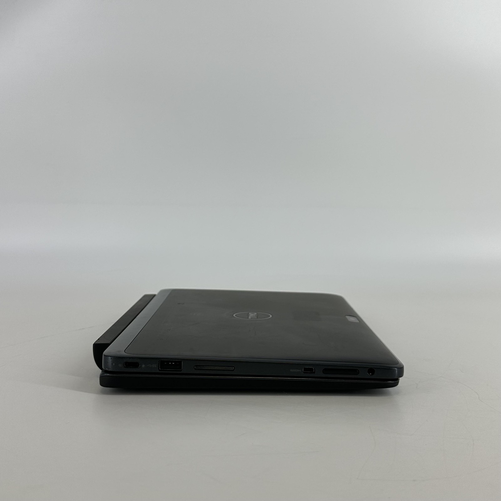 Dell Venue 10 Pro 5056 FHD+ TOUCH Atom x5-Z8500 1.44GHz 4GB 120GB SSD – READ
