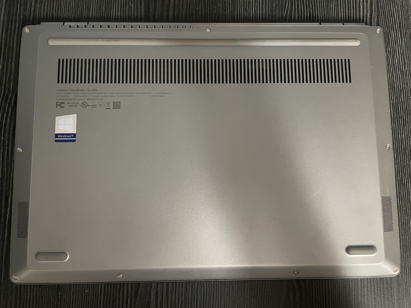 Lenovo Thinkbook 13S Intel i7-8565U, 13.3″ Full HD IPS, 8GB RAM, 256GB NVMe SSD
