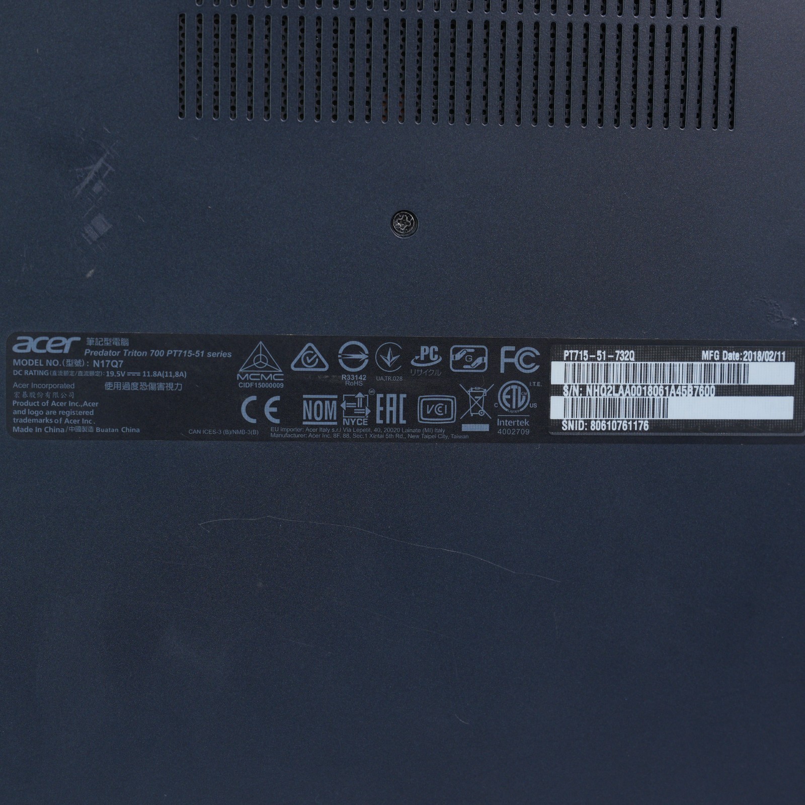 ACER PREDATOR PT715-51-732Q| i7-7700HQ, 32GB RAM, X2 256GB SSD | 1080 GPUT12-C8