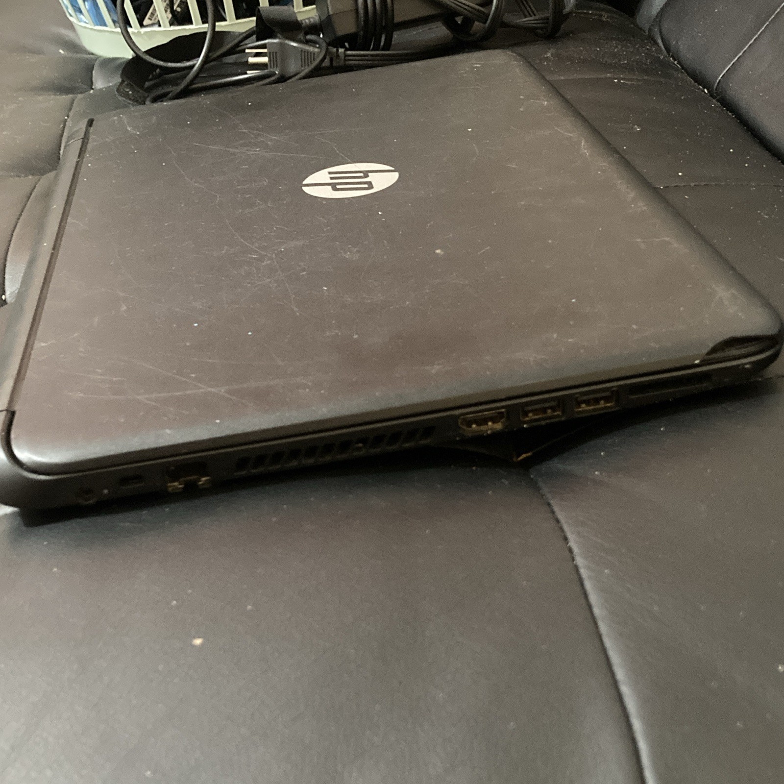 HP 15-f337wm 15.6″ Laptop AMD A8-6410 8GB RAM 256GB SSD Linux Mint w/ Charger