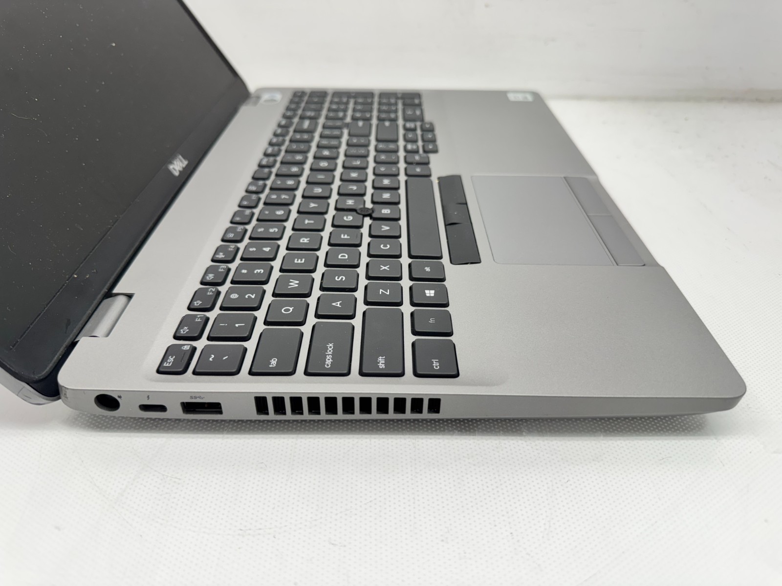 Dell Precision 3551 15.6″ Laptop i7-10750H@1.7GHz 16G 256GB P620 W/AC no camera