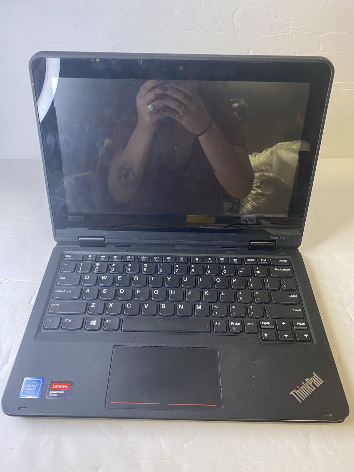 Lenovo ThinkPad Yoga 11e 11.6in 2 in 1 flip TouchScreen Windows 10