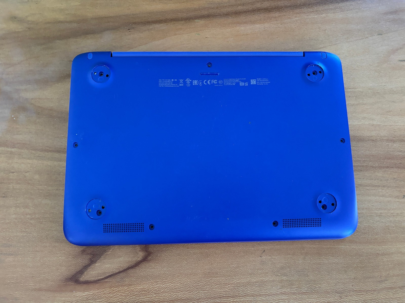 HP Stream 11-r015wm 11.6″ Laptop Intel Blue For Parts Repair No Charger