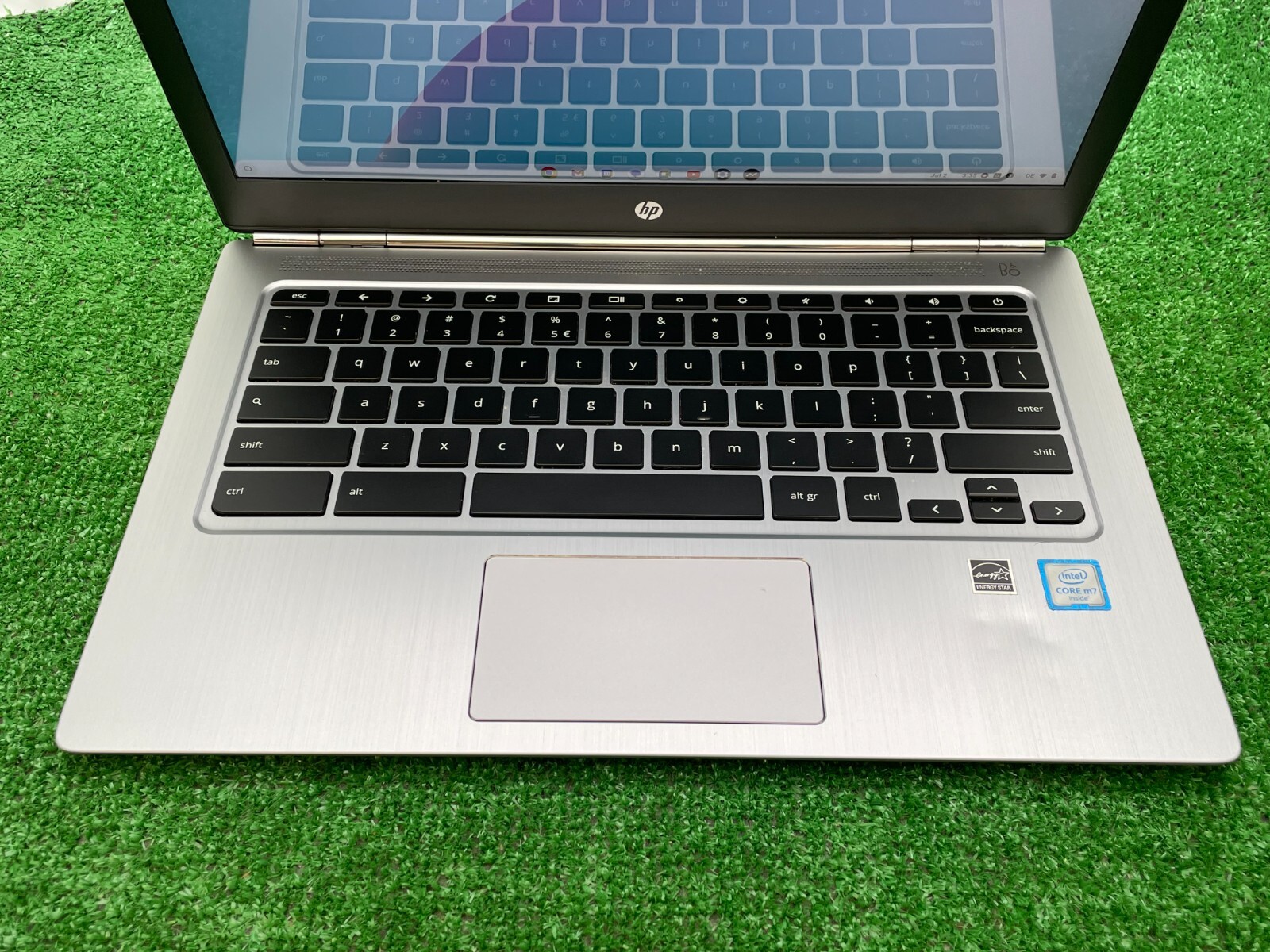 Used HP Chromebook 13 G1 Laptop Intel m7-6Y75 1.20GHz / 16GB RAM / 32GB SSD NT