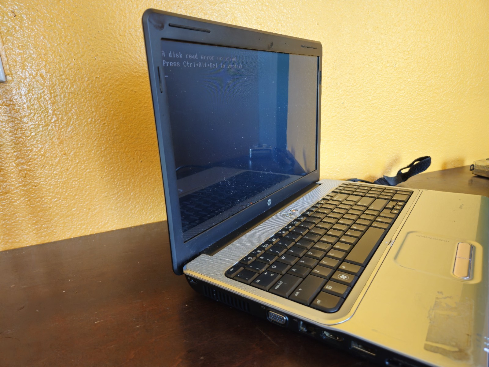 HP G61‑511WM 15.6″ Laptop – Powers On, Disk Read Error, Clean, Cosmetic A+