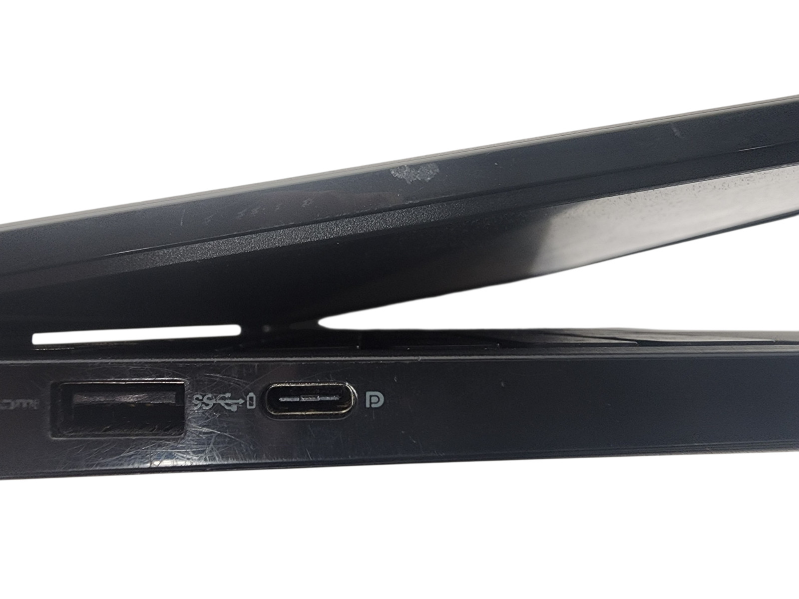 Dell Latitude 3520 15.6″ Laptop i5-1135 G7 8GB RAM NO SSD NO OS Boots to Bios