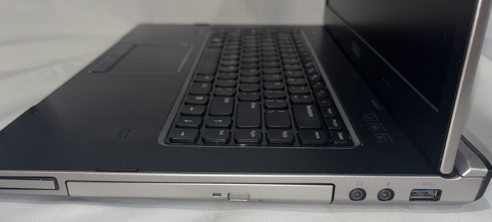 UNTESTED – Dell Vostro 3550 Laptop – FOR PARTS OR REPAIR – AS-IS