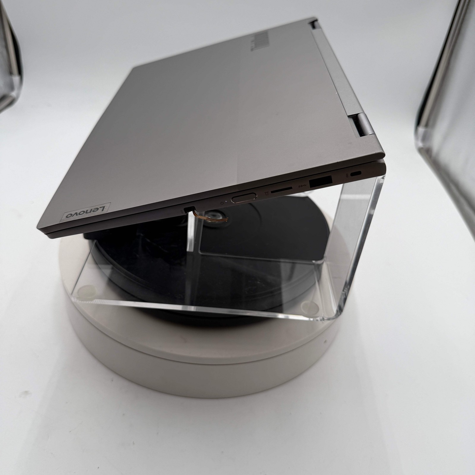 Lenovo ThinkBook 14s Yoga ITL 14″ Intel Core i5-1135G7 8GB 256GB READ