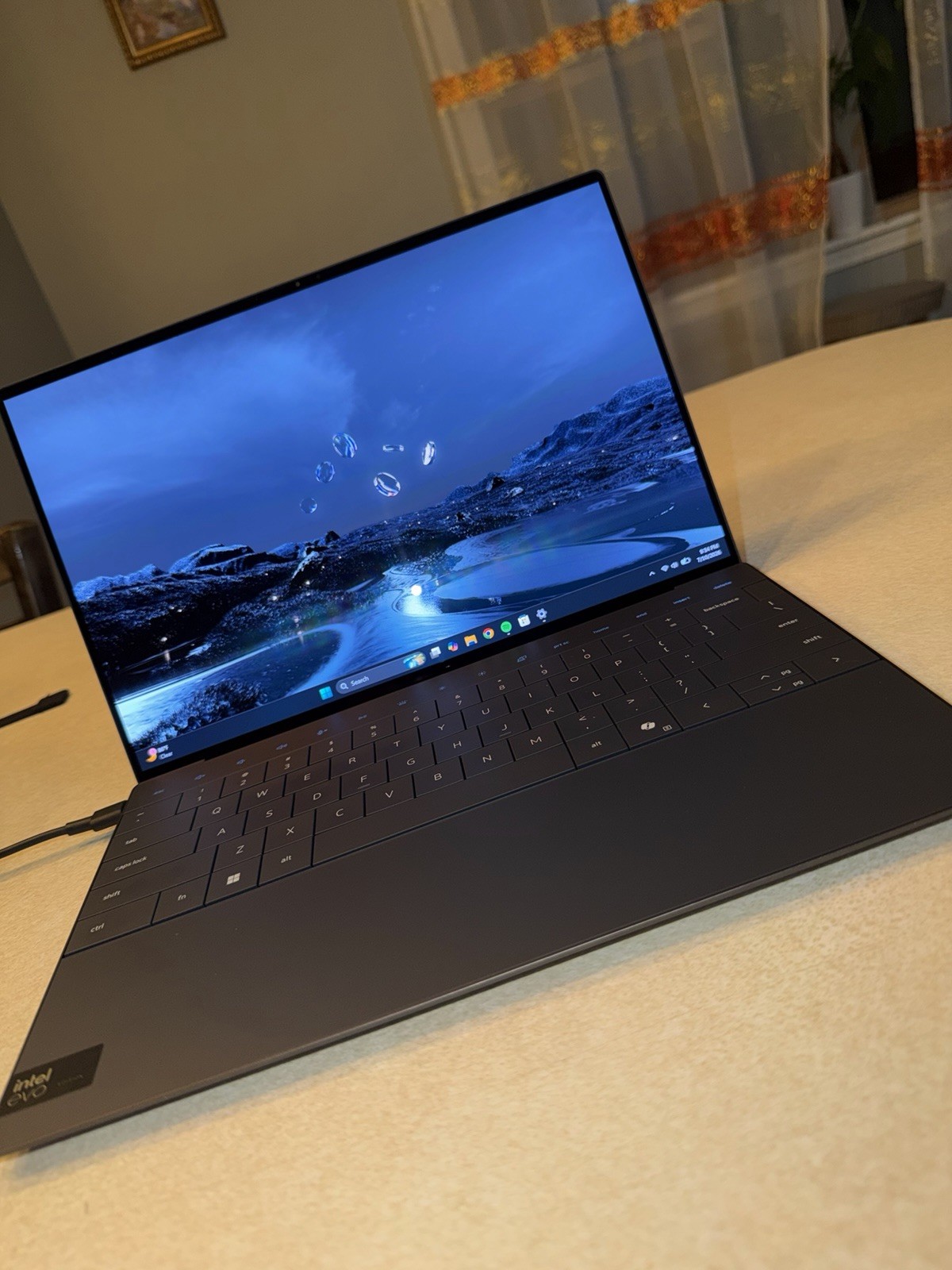 Dell XPS 13 9340 Core Ultra 7 155H 16gb DDR5, Intel ARC, 512GB SSD – 2024