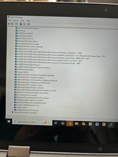 Dell Inspiron 11 3157 Intel Pentium N3530 2.16GHz, 4GB RAM, 250GB SSD, WIN 10